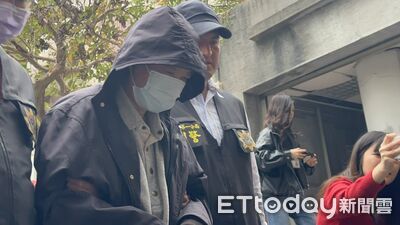 快訊／「上帝要我殺共產黨」　基隆男凌晨持刀闖總統府遭收押