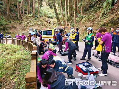 杉林溪賞櫻遊園車墜谷釀1死7傷　業者：醫療、理賠會全權負責