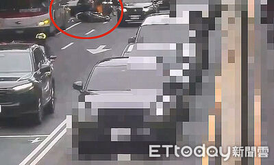 北市女騎士追撞前車幫扶龍頭　誤觸油門再撞一次