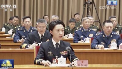 遼寧艦唯一基層女主官朱悅萌已升中校　給新兵建議：第一件事先忘記性別