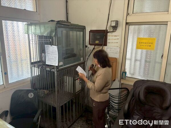 ▲台南市消防局第三大隊西港消防分隊召開清明防火策進座談會，攜手里長加強社區防火宣導。（記者林東良翻攝，下同）