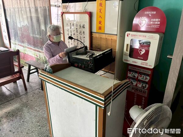 ▲台南市消防局第三大隊西港消防分隊召開清明防火策進座談會，攜手里長加強社區防火宣導。（記者林東良翻攝，下同）