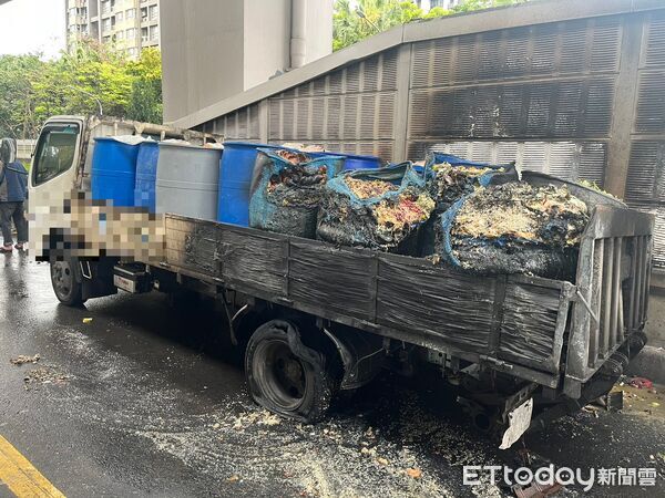 ▲9日北市環東大道發生貨車起火焚燒意外、幸無人傷。（圖／記者張君豪翻攝）