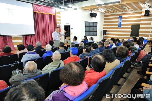 ▲基隆市政說明會與民對話 謝國樑：穩健財政推動城市升級。（圖／記者郭世賢翻攝）