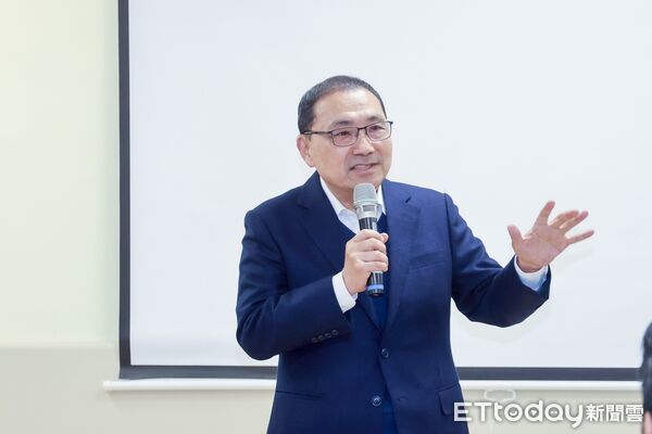 ▲北市府參訪新北公托 侯友宜：雙北攜手完善托育服務。（圖／新北市新聞局提供）