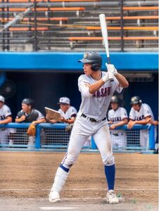 台灣東京大學留學生李玟勳寫歷史 登東京六大學舞台代打引驚呼