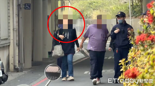 ▲▼ 21歲愛女離奇陳屍摩鐵浴室　母、姨認屍「悲痛到說不出話」。（圖／記者陳宏瑞攝）