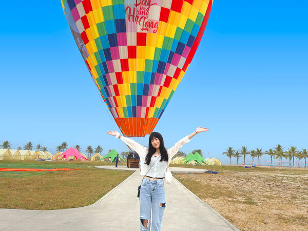 ▲搭乘頂級日遊船，享受東南旅遊獨家「船長視角」用餐絕美環境。（圖／東南旅遊提供）