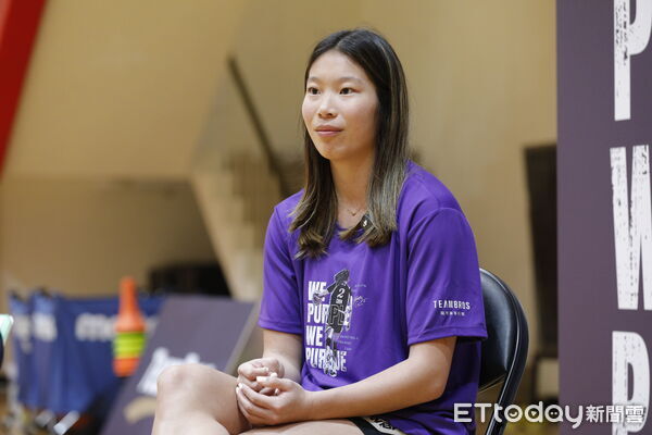 ▲▼台裔籃球好手、現役 WNBA 球員 Kaitlyn Chen來台訓練營，以自身經驗教導台灣國高中女子籃球選手。（圖／記者湯興漢攝）