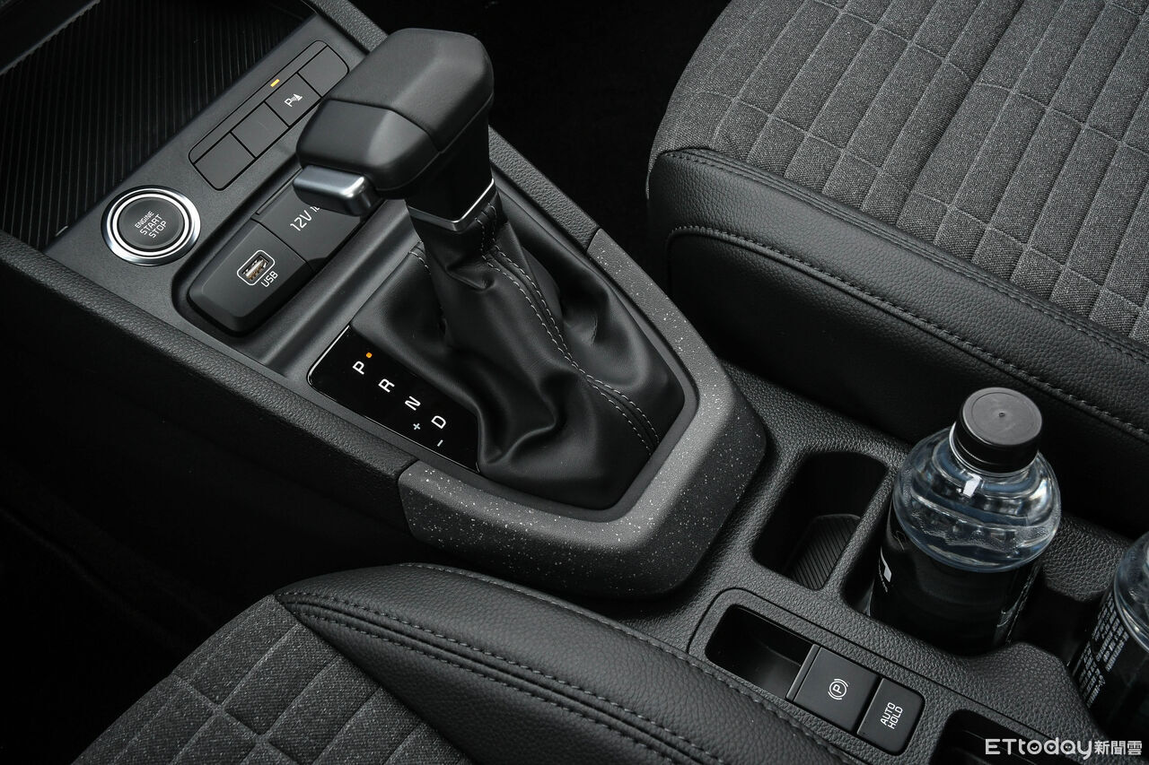 ▲Kia Stonic換新誠意幅度堪稱大改款等級！配備有料又豐富。（圖／記者徐煜展攝）