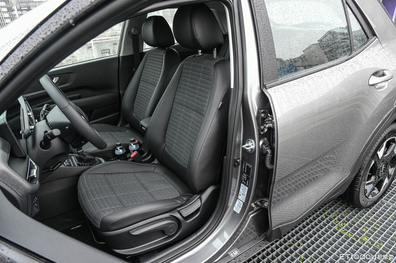 ▲Kia Stonic換新誠意幅度堪稱大改款等級！配備有料又豐富。（圖／記者徐煜展攝）