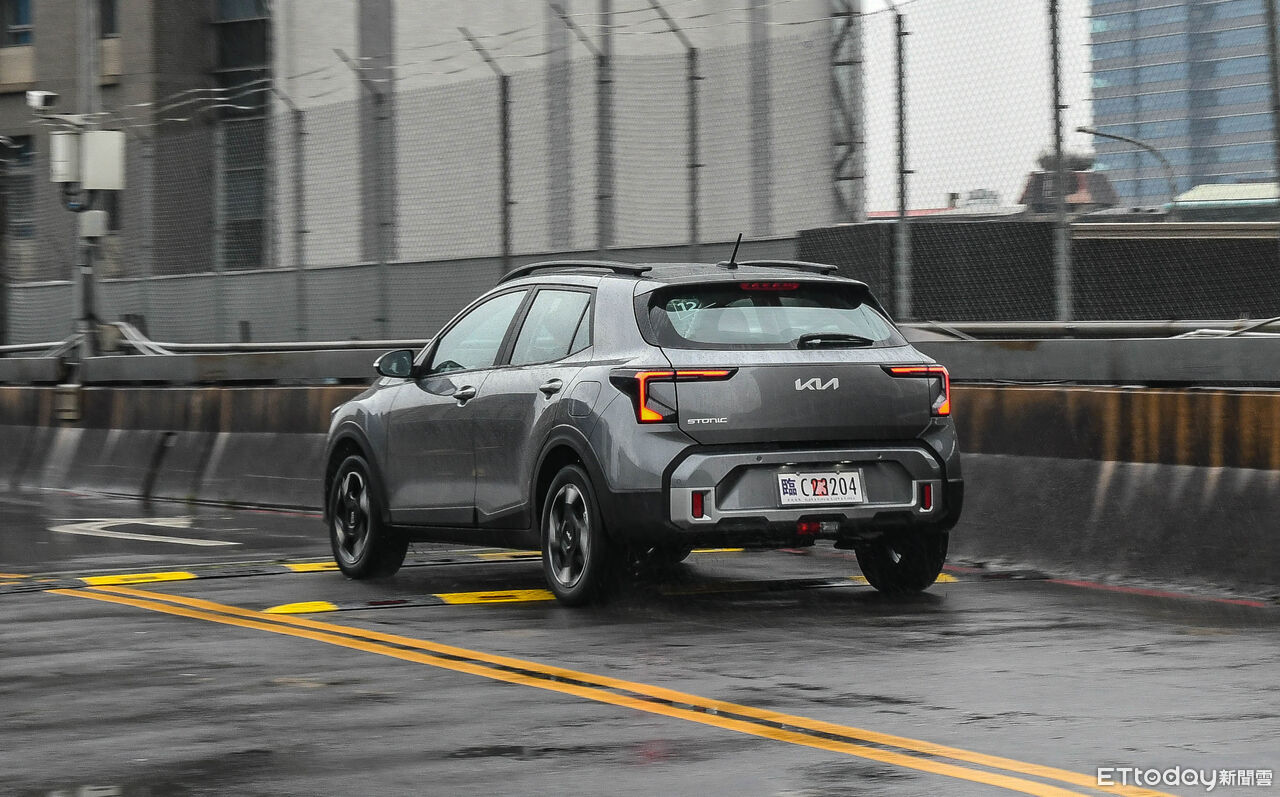 ▲Kia Stonic換新誠意幅度堪稱大改款等級！配備有料又豐富。（圖／記者徐煜展攝）