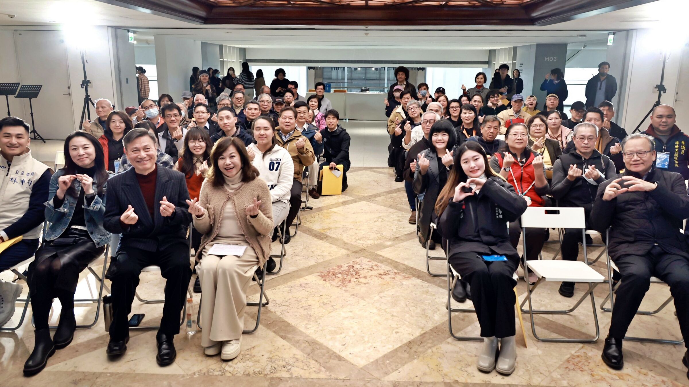 ▲基隆美術館《回望400》攝影特展開幕。（圖／記者郭世賢翻攝）