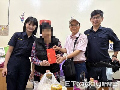 83歲獨居婦生活陷困　東港警聯手慈善會送物資+慰問金