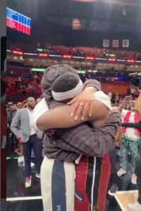 快訊／感人！砍單場83分獲深情相擁　阿德巴約與女籃天后甜蜜放閃