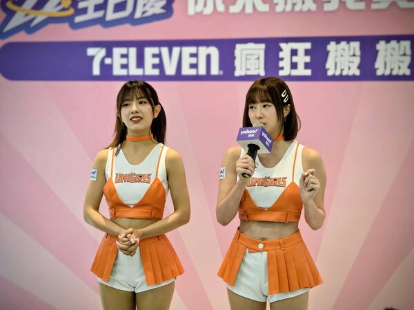 ▲斐棋與希美今天出席活動。（圖／記者葉文正攝）