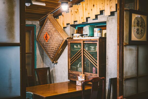 ▲▼朴子清木外科咖啡屋。（圖／黑皮的旅遊筆記授權提供）