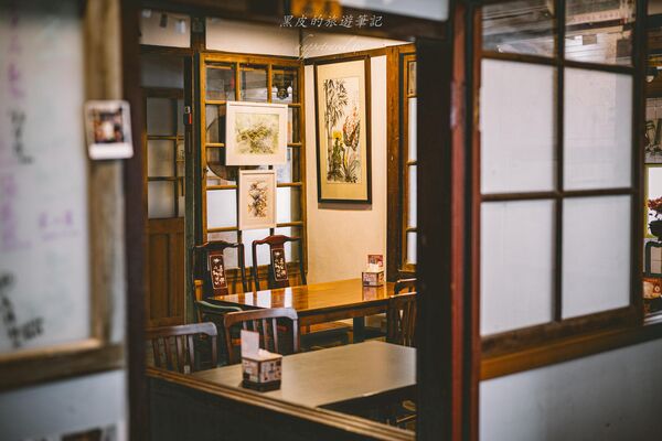 ▲▼朴子清木外科咖啡屋。（圖／黑皮的旅遊筆記授權提供）