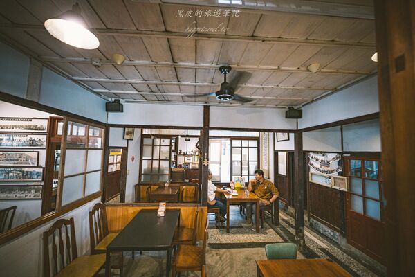 ▲▼朴子清木外科咖啡屋。（圖／黑皮的旅遊筆記授權提供）