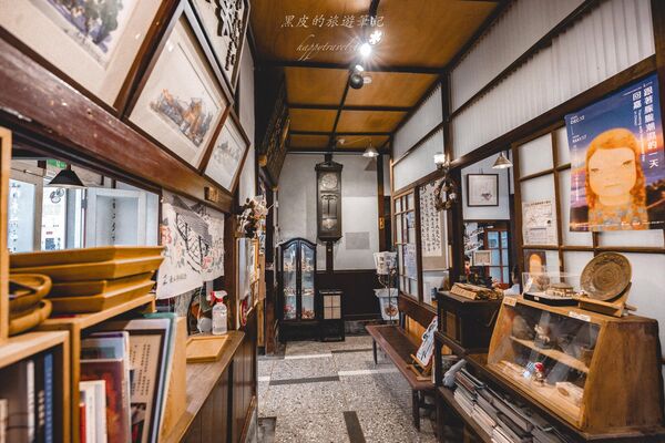 ▲▼朴子清木外科咖啡屋。（圖／黑皮的旅遊筆記授權提供）