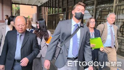 遭女友老鼠藥下毒錯怪台灣小吃不安全　澳洲男來台作證託律師道歉