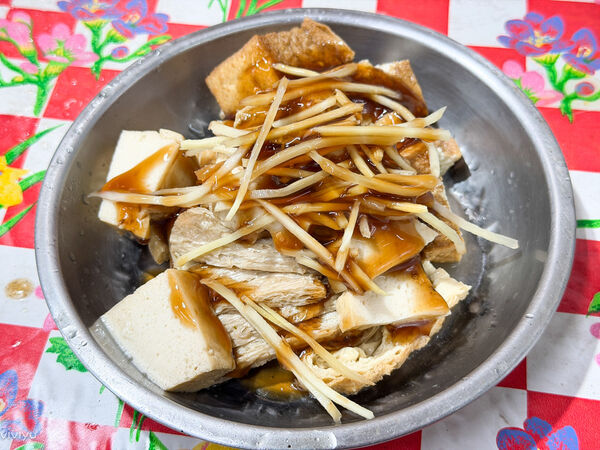 ▲▼南門素食麵。（圖／VIVIYU小世界授權提供）