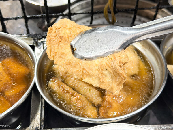 ▲▼南門素食麵。（圖／VIVIYU小世界授權提供）