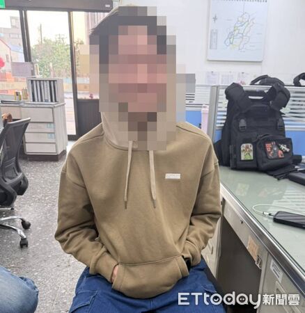 ▲▼台韓大戰延長賽竟然要補習，熱血國三生負氣離家。（圖／民眾提供，下同）