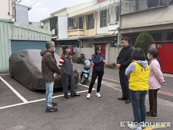 ▲台南市議員王家貞要求市府全面清查公有停車場，落實使用者付費原則。（記者林東良翻攝，下同）