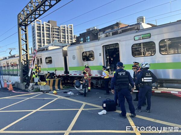 ▲8旬翁疑似闖平交道，遭火車撞擊身亡。（圖／記者陸運陞翻攝）