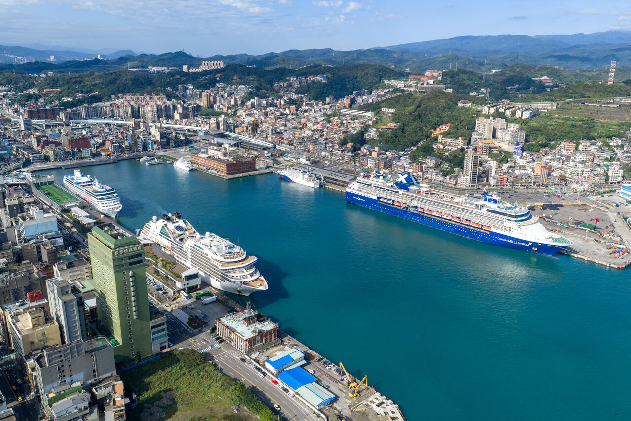 基隆港睽違7年再現3郵輪同靠盛況 下周又將3輪同日到港