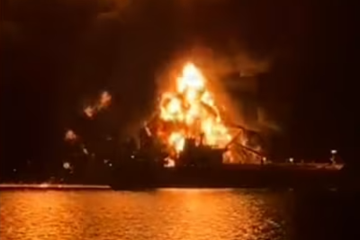 快訊／波斯灣2油輪燒成火球！　伊朗證實攻擊