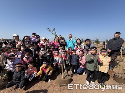 金門植樹節登場 水頭港擴建區種下近3800株苗木!打造綠色門戶