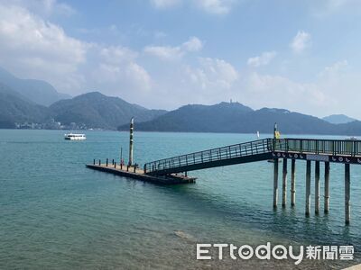 日月潭水位續降!朝霧碼頭浮排拖離 若跌破740米4大碼頭恐封閉