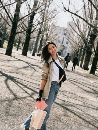 ▲▼隋棠飛日本錄節目《請世界吃桌》。（圖／翻攝自臉書）