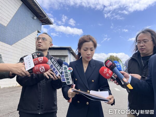 ▲國民黨立委徐巧芯12日考察松指部後受訪。（圖／記者蘇靖宸攝）