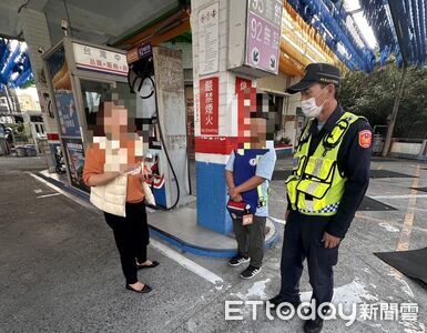 加油「多找錢」工讀生慌了　枋寮警迅速找到機車騎士化解誤會
