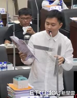 ▲台南市議會臨時會針對康寧大學開發案進行專案報告，國民黨團提出多項質疑與建議。（記者林東良翻攝，下同）