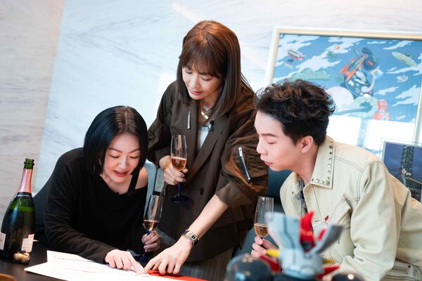 ▲▼小姐不熙娣》小S特企開錄，勇闖台北101突擊最美董事長賈永婕辦公室。（圖／東森綜合台提供）