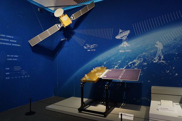 ▲情報專家研判，伊朗飛彈打擊精準度大幅提升，關鍵可能是改用中國「北斗」衛星導航系統，不再依賴美國GPS。（圖／視覺中國）