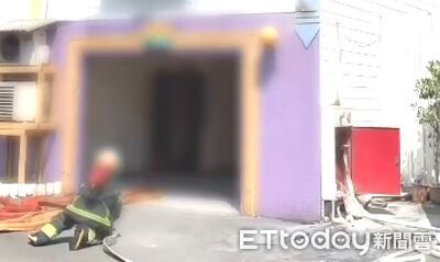 快訊／新北土城汽車旅館起火　空房突竄火！客人驚慌逃出