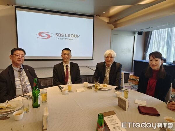 ▲左起台灣古流董事長近藤浩一郎、華信航空總經理莊明哲、華羿總經理黃治平、華航台灣貨運中心總經理林侑宣。（圖／記者張佩芬攝）