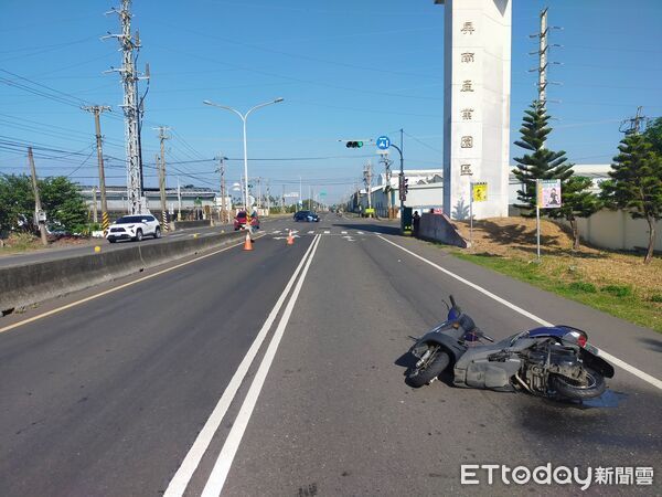 ▲枋寮鄉台17線與永翔路交通事故。（圖／記者陳崑福翻攝）