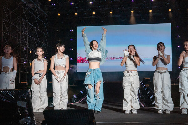 ▲▼ ▲▼ 〈Like Jennie〉來了！孫淑媚中空露纖腰辣舞　這角度超像Jennie。（圖／寬寬整合提供）