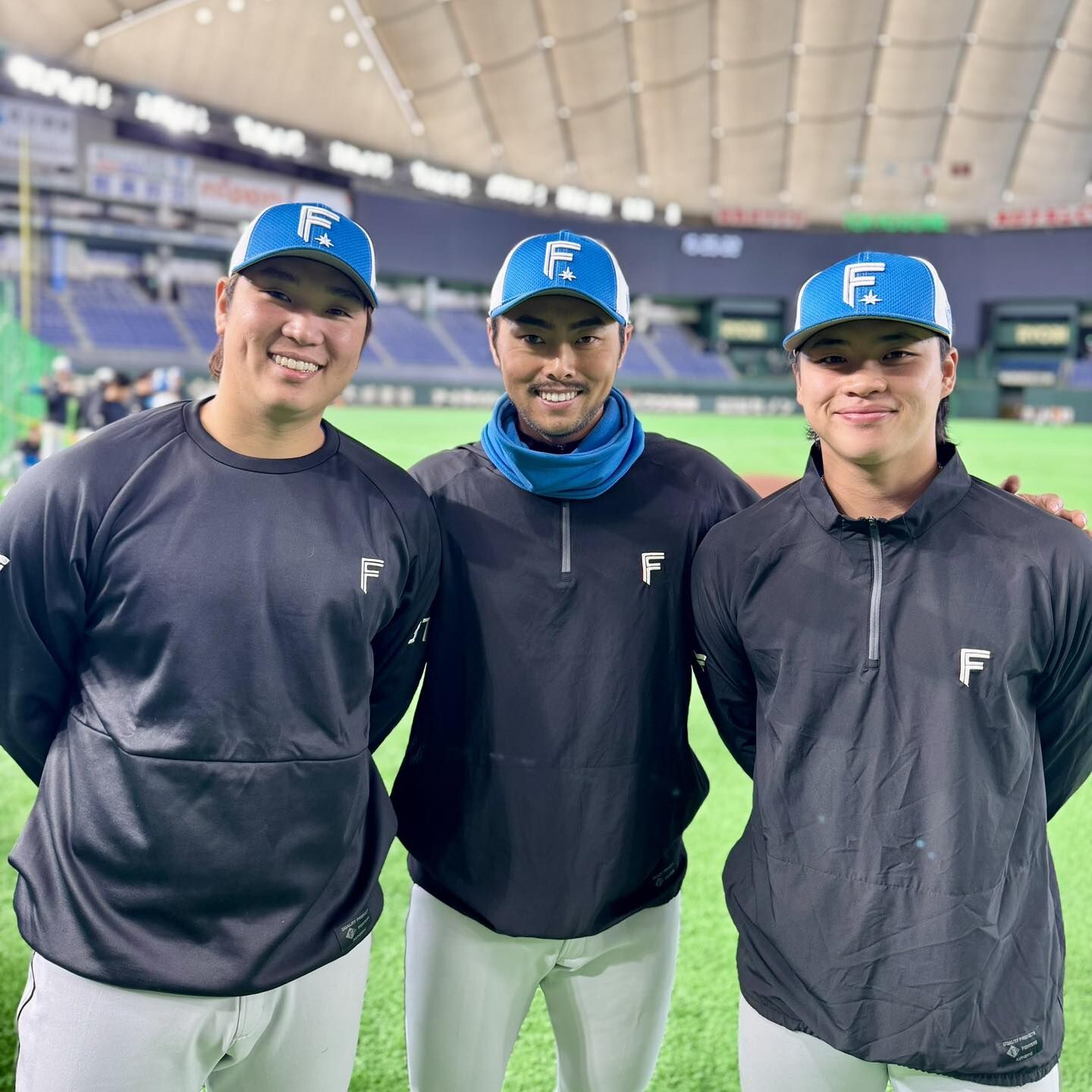 [新聞] 火腿隊「台灣三本柱」合體！官方釋出照片　上萬台灣球迷嗨 - 棒球 - PTT.BEST 批踢踢爆文