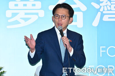 黃國昌「Threads開帳號」秒被萬人追蹤　首篇23字貼文讓網笑翻