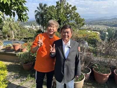 胡瓜回到故鄉苗栗　意外挖到「神級面粉」　超跑給員工開