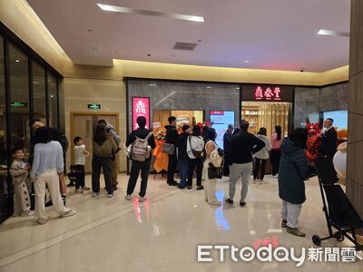 鼎泰豐母親節「候位350組」　等3小時↑！停車場等電梯就在排