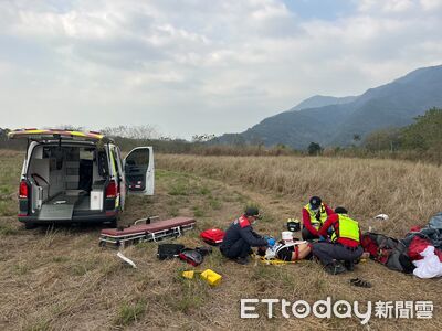 快訊／屏東三地門飛行傘降落意外！男10米重摔墜地　送醫不治