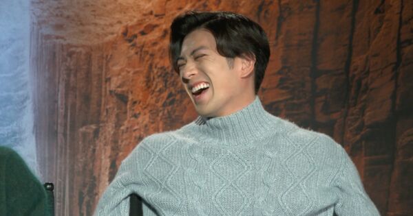 ▲《航海王》真人版第二季「索隆」的新田真劍佑、「娜美」艾蜜莉路德（Emily Rudd）以及「騙人布」雅各吉勃遜（Jacob Romero）接受台灣媒體越洋視訊聯訪。。（圖／Netflix提供）